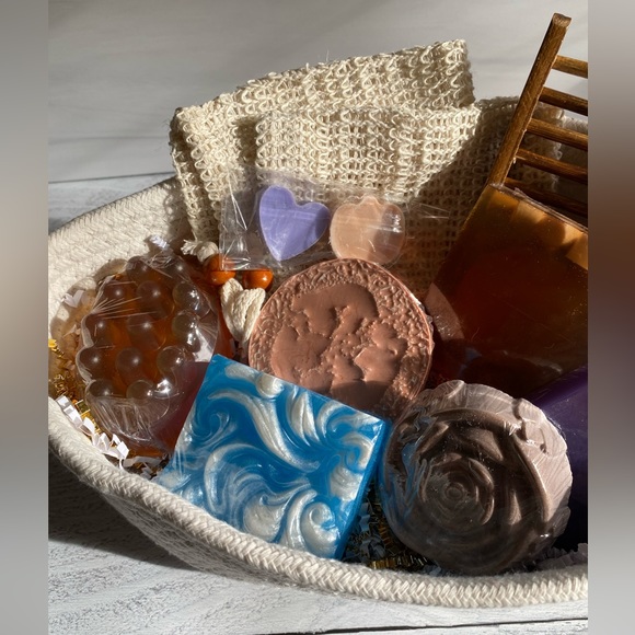 Soap Gift Basket, White Oval Woven Rope, Handmade Soaps ( PRICE IS FIRM ) - Picture 6 of 9
